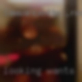 Looking wants threesome